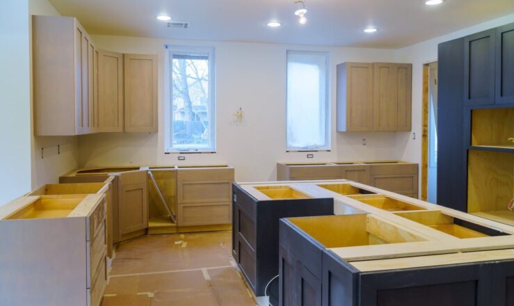 What is the average duration for a complete kitchen renovation